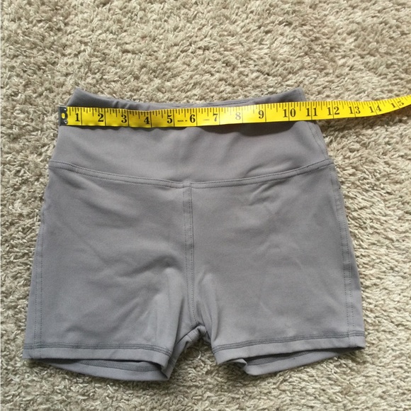 Booty Defining Shorts - Picture 8 of 12